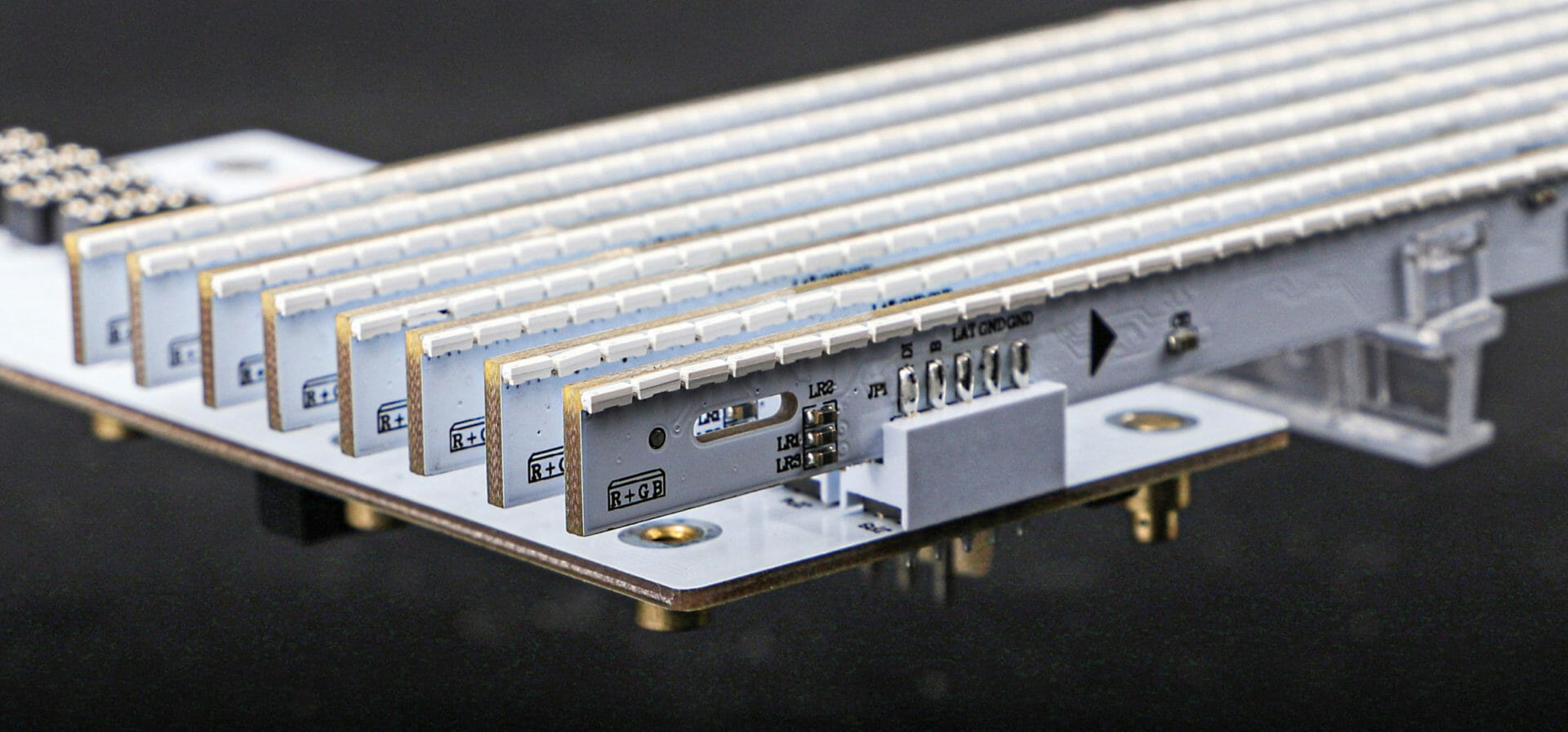 Firefly LED - Transparent LED Display - C Series Feature