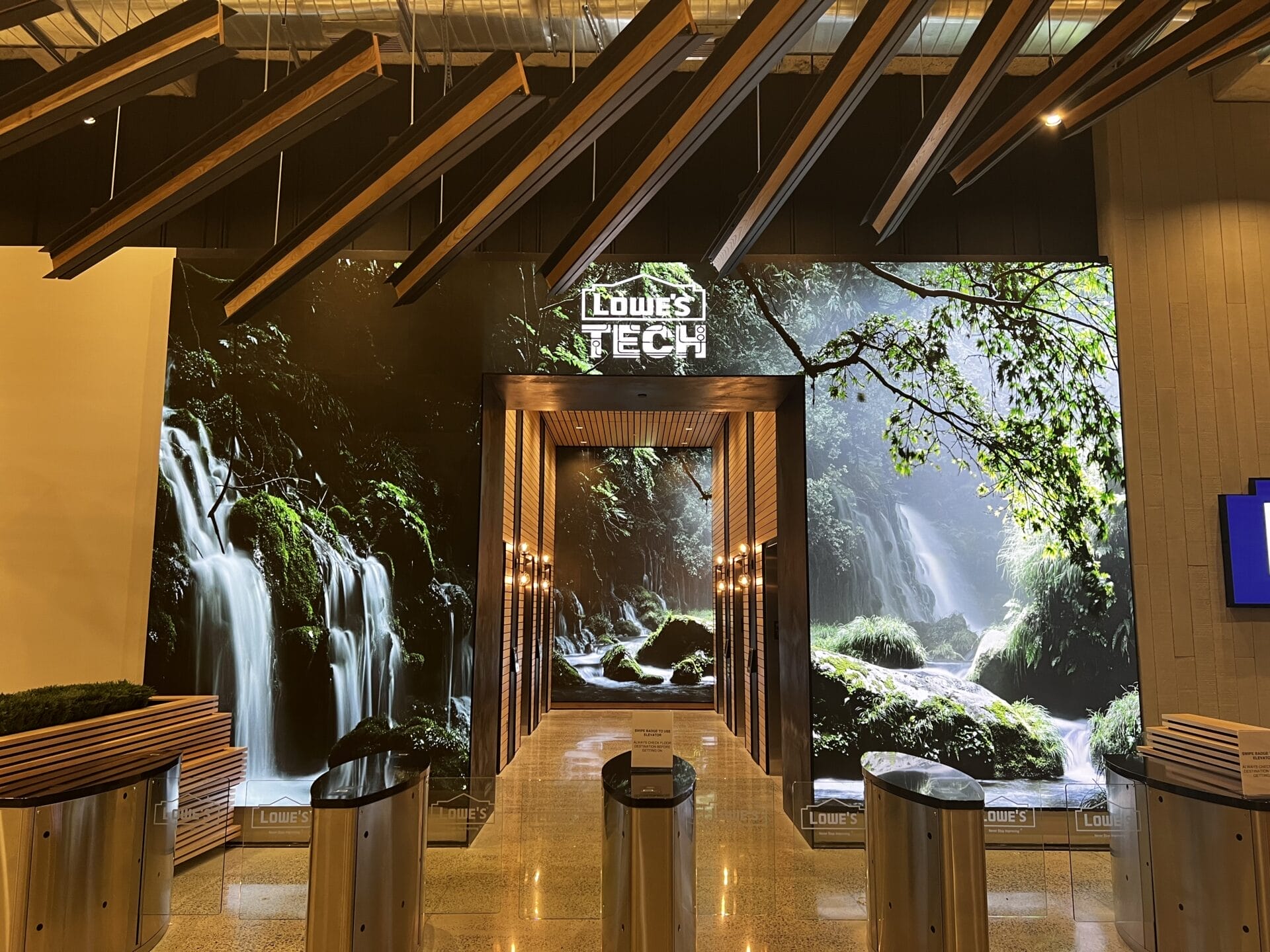 LED Video wall for Lowe's Corporate Office in Charlotte, NC